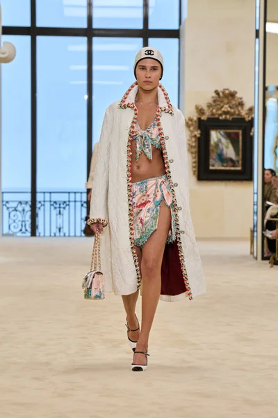 Look 20